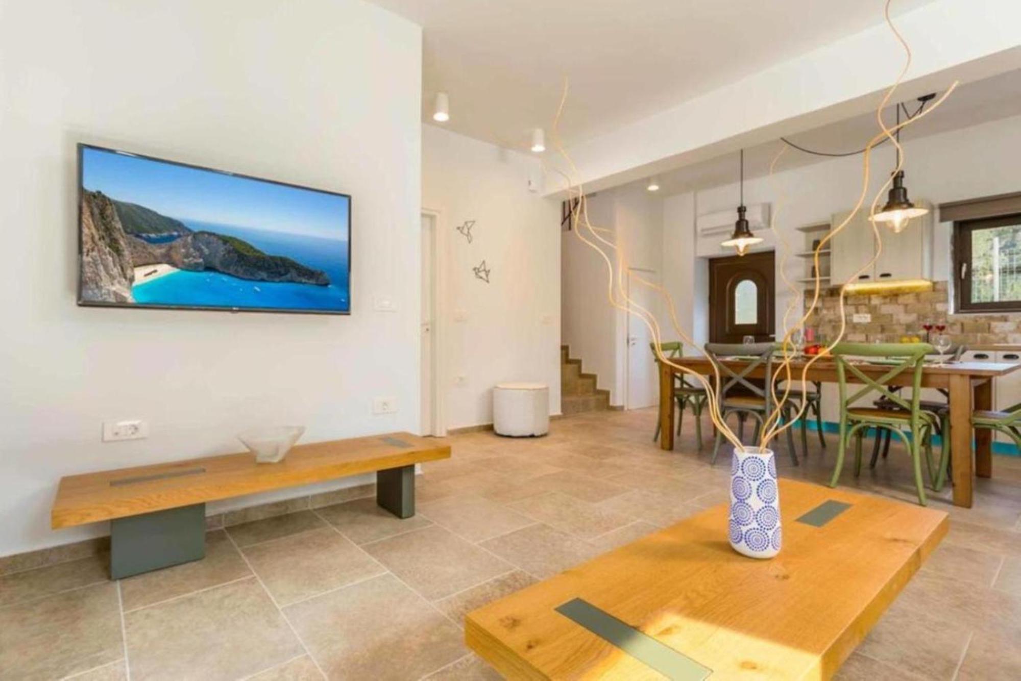 Astarte Villas - Petra Elia Private Villa With Pool พลานอส ภายนอก รูปภาพ