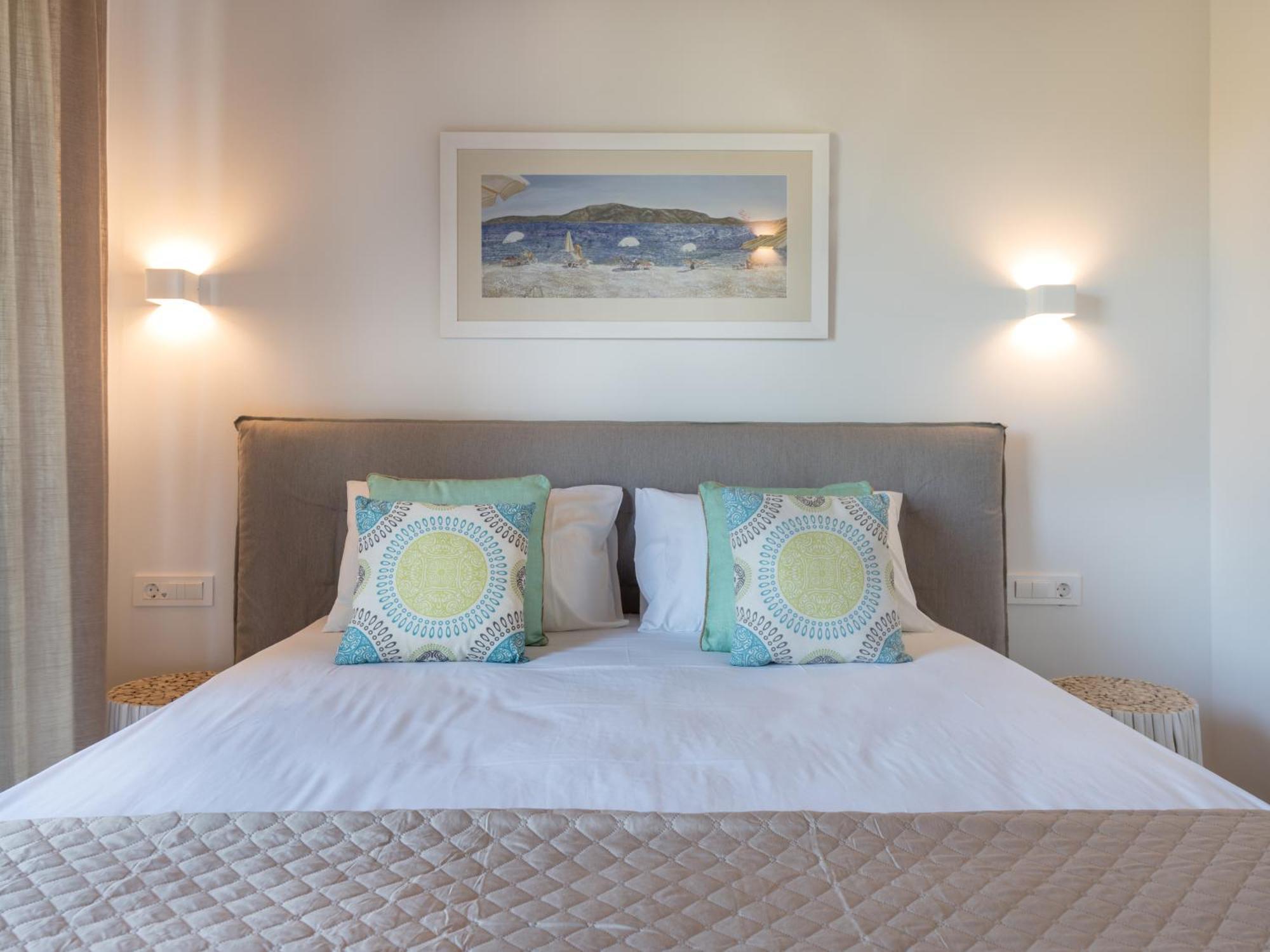 Astarte Villas - Petra Elia Private Villa With Pool พลานอส ภายนอก รูปภาพ